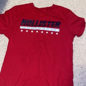 Hollister shirt !